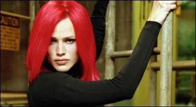 Première diffusion : 2001
Dernière diffusion : 2006
Personnages : Irina, Marshall, Rachel, Anna 
Genre : Espionnage 
Quelle est cette série ?