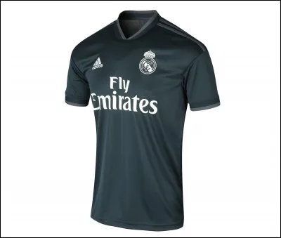 Quelle est la recrue défensive latérale du mercato merengue ?