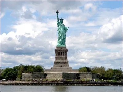 En quelle année la statue de la Liberté de New York a-t-elle été construite ?