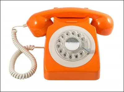 Lorsque le téléphone sonne, tu entends :