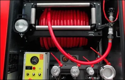 Comment s'appelle cette lance ?