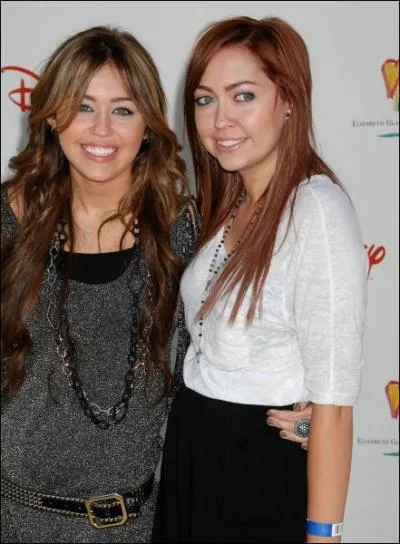 Comment s'appelle sa grande soeur ?