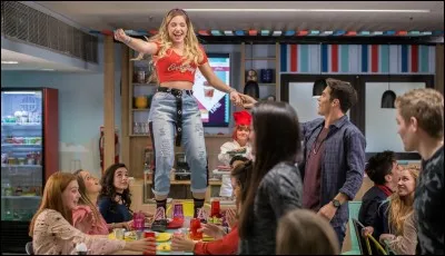 De qui Mia est-elle amoureuse ?