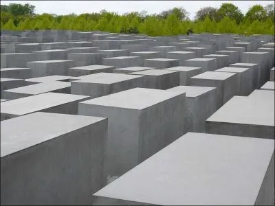 O se trouve le memorial de l'holocauste inaugur en 2005 ?