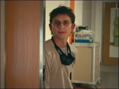 Comment se nomme le meilleur ami de Stella ?