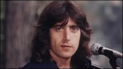 ''Le Petit Pont de bois'' est une chanson d'Yves Duteil. Qui aimait peindre des petits ponts de bois dans le jardin qu'il avait créé à Giverny ?