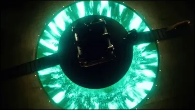 Qui se sacrifie pour sauver l'équipe de l'explosion d'une bombe ?