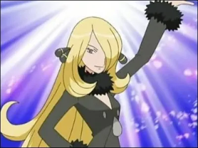 Personnage très populaire de la franchise, Cynthia est le maître de la Ligue de Sinnoh. Dans Pokémon Platine, son équipe a un seul changement : le moyen Tritosor est remplacé par...