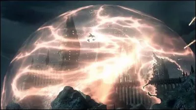 Tu-sais-qui est de retour, tu décides de fuir avec ta famille et vous campez dans une forêt, quel sortilège utilises-tu pour vous préparer à une éventuelle attaque de mangemorts ?