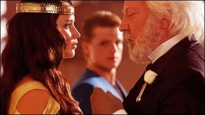 Qu'avoue Peeta à Katniss à la fin du roman ?