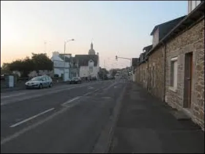 Petit tour en Bretagne, à Langueux. Ville de l'agglomération de Saint-Brieuc, elle se situe dans le département ...