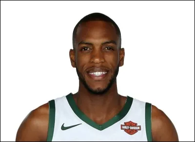 Qui est ce basketteur ?