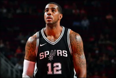 Qui est ce basketteur ?