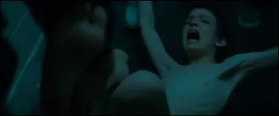 Comment se nomme cet acteur interprétant un jeune garçon, au côté de l'actrice Chloé Moretz dans le film "Laisse-moi entrer" ?