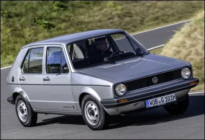 Quand la production de la Volkswagen Golf 1 Berline fut-elle arrêtée ?