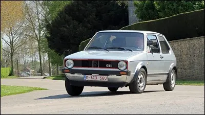 En quelle année fut vendue la première Golf 1 GTI ?