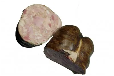 Quel est le nom de cette grosse saucisse cuite et fumée au feu de bois qui associe la chair de porc et les tripes ?