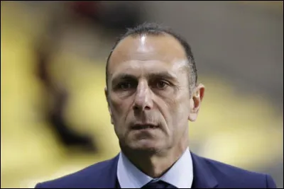 Quel est le club que n'a pas entraîné Michel Der Zakarian ?