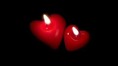 En 1997, quel chanteur interpréta la chanson "Candle in the Wind", en hommage à la princesse Diana, un titre qui connut un succès énorme à travers le monde ?