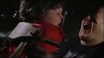 "M****, tu pues le gymnase !"
Quel est ce film ?