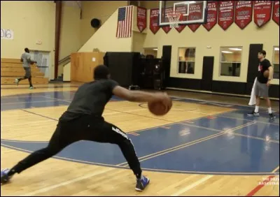 C'est un move &agrave; Kyrie Irving et Allen Iverson.
