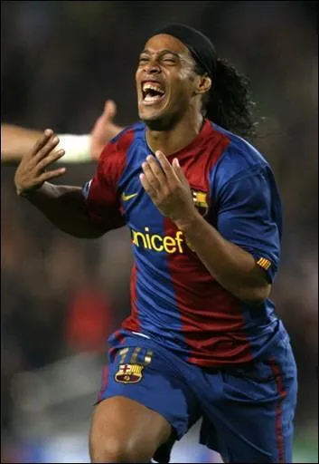Quel est le vrai nom de Ronaldinho ?