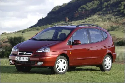 Placide, le Chevrolet (anciennement Daewoo) Rezzo ou Tacuma ? Avec ce nom à destination des marché sud-africains et sud-américains, le voilà désormais plein de vitalité.