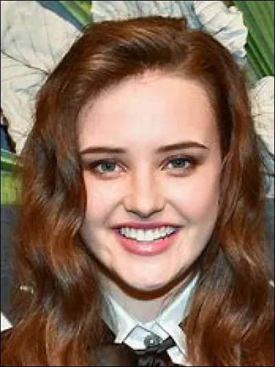 Qui joue le rôle de Hannah Baker ?