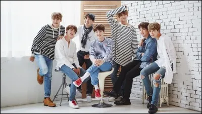 Dans "Blood Sweat and Tears", qui se jette d'un balcon ?