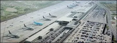 CHARLEROI - Quelle est la dénomination de l'aéroport de cette grande ville wallonne ?