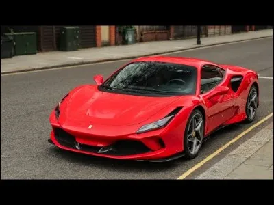 Cette voiture italienne est un hommage de la marque de Maranello à deux de ses anciens modèles. Quel est son nom ?