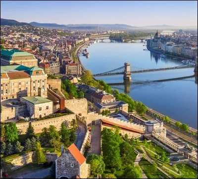 Lequel de ces pays n'est pas frontalier de l'Allemagne ?