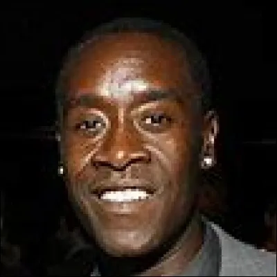 Quel acteur interprète James Rodes/War Machine ?
(Iron Man 2,3, Avengers 2,3,4, Captain America 3, Spider-Man Homecoming)