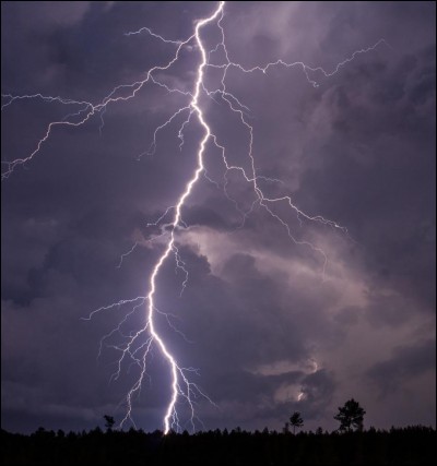 En quelle saison y a-t-il le plus d'orages ?