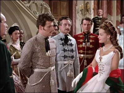 Où Sissi fait-elle la connaissance du rebelle notoire Battiani ?