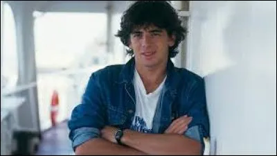 Complétez le titre de cette chanson : "Pas eu...