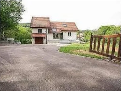 Si Charnay est un village du 25, il ne situe pas ...