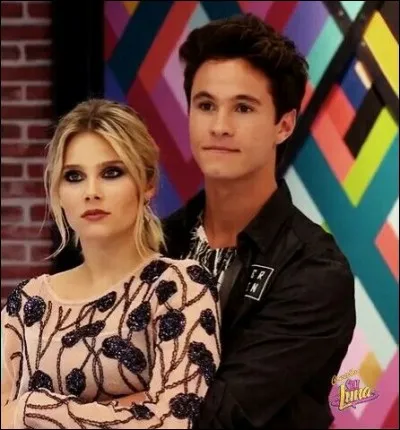 À la fin de la série Ambre se met en couple avec :