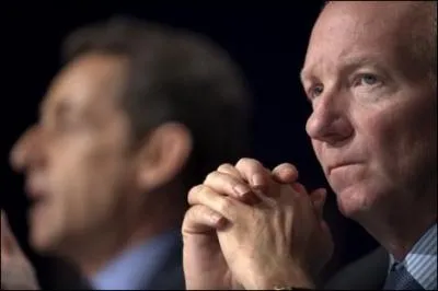 Aprs le meurtre de deux retraits, le ministre de l'Intrieur Hortefeux a promis d' aggraver la sanction pnale  pour les violences faites aux sniors. La ministre de la Justice MAM l'a corrig :