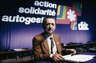 Ce syndicaliste, qui a dirigé la CFDT de 1971 à 1988, c'est ... Maire.