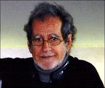 Ce cinéaste qui a connu le succès grâce à ses comédies, comme "Oscar", "Hibernatus", "Mon oncle Benjamin", "La Cage aux folles", c'est ... Molinaro.