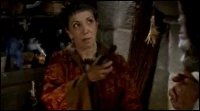 En buvant 3 pichets de vin par repas, combien le mari de la sur de Dame Séli a-t-il de gosses ?