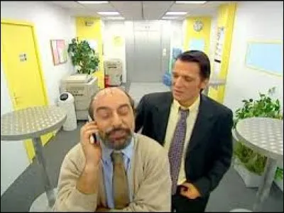 On entend ce mot dans un &eacute;pisode de la s&eacute;rie "Cam&eacute;ra Caf&eacute;". Son orthographe est ...