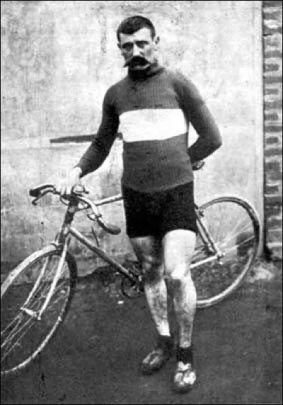 Ce cycliste, qui a été premier coureur à porter le maillot jaune en 1919 et fait partie de la légende du Tour de France, c'est ... Christophe.