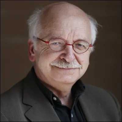 Cet écrivain, prix Goncourt en 1988 pour "L'Exposition coloniale", devenu membre de l'Académie française, c'est ...Orsenna.