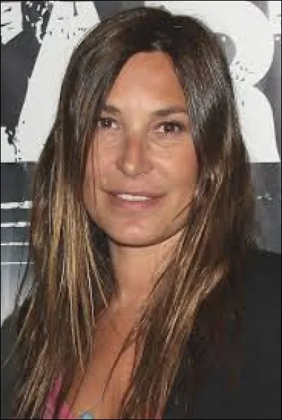 Complétez le titre de cette chanson : "FM...