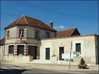 Commune francilienne, dans l'arrondissement de Fontainebleau, Remauville se situe dans le département ...