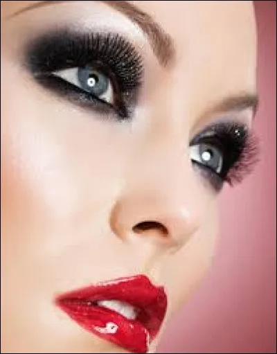 Compl&eacute;tez ce slogan - Elle a quelque chose en plus. C'est peut-&ecirc;tre :