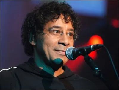 Il a chanté "Rockollection", "Le coeur grenadine", "Belle-Île-en-Mer, Marie-Galante", "Le soleil donne" : il se prénomme ...