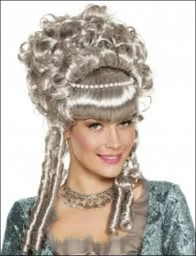 Durant quel siècle, en Europe, porter une perruque sophistiquée en public était à la mode ?